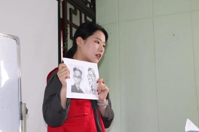 新澳门六合彩
美院3.jpg