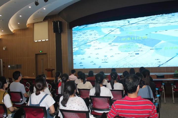 说明: //stc-new.8531.cn/assets/20180614/1528941390099_5b21cb4e159bb81749ce50f1.jpeg